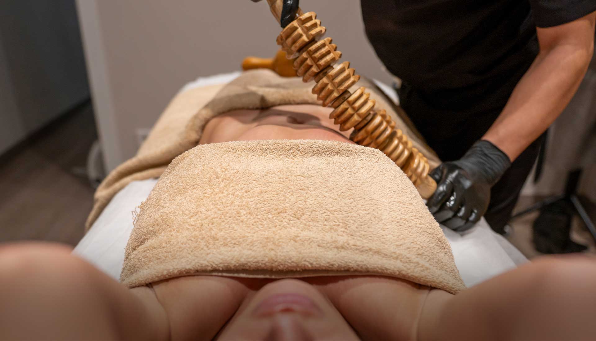 Body Sculpting Massage